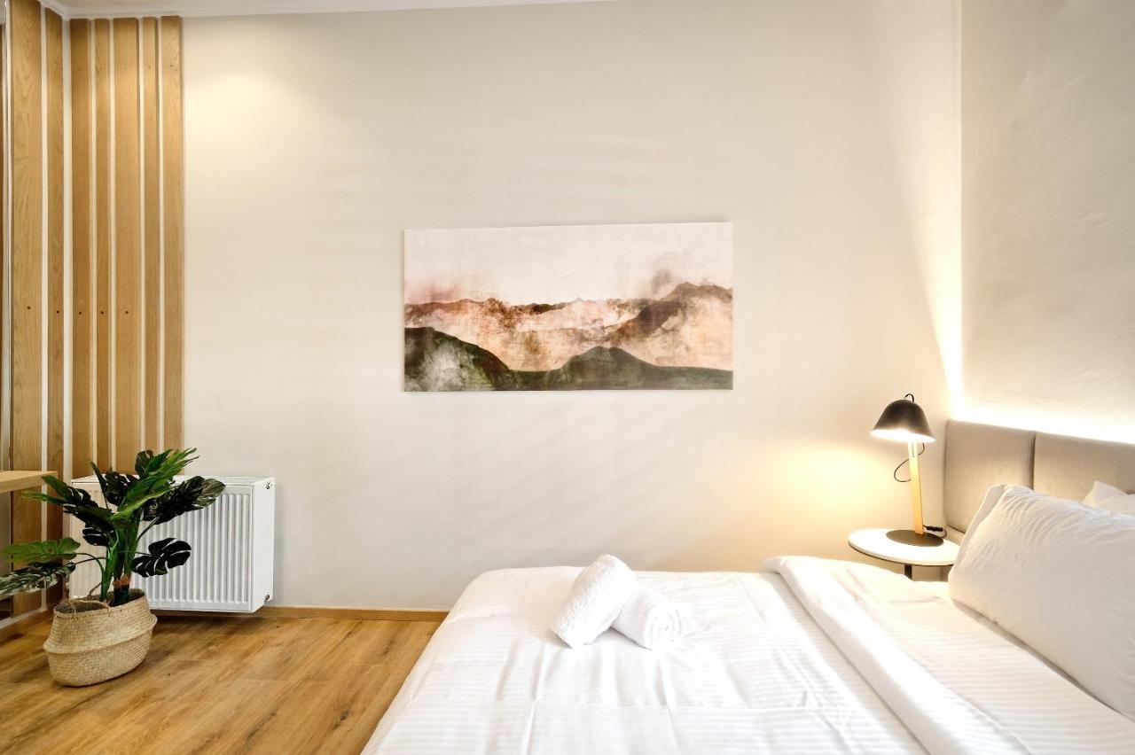 The Flirty Athens Apartment Ngoại thất bức ảnh
